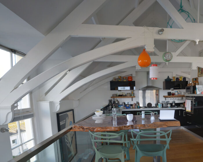 small image showing interior of Bowles House residence
